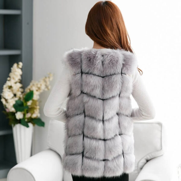 gre_fur_vest