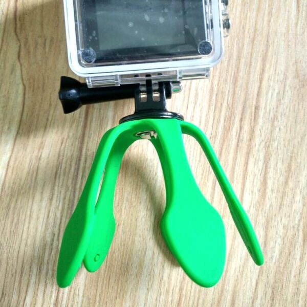 Gekkopod-Mini-Tripod-Mount-Portable-Flexible-Stand-Hold-Hold-for-iPhone-Gopro-xiaomi-yi-Sj4000-SJCAM-c30-4.jpg