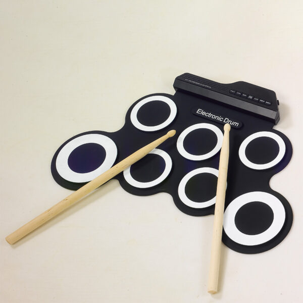 7-Pads-Portable-Digital-USB-Roll-up-Foldable-Silicone-Lantarki-Drum-Pad-Kit-With-4.jpg