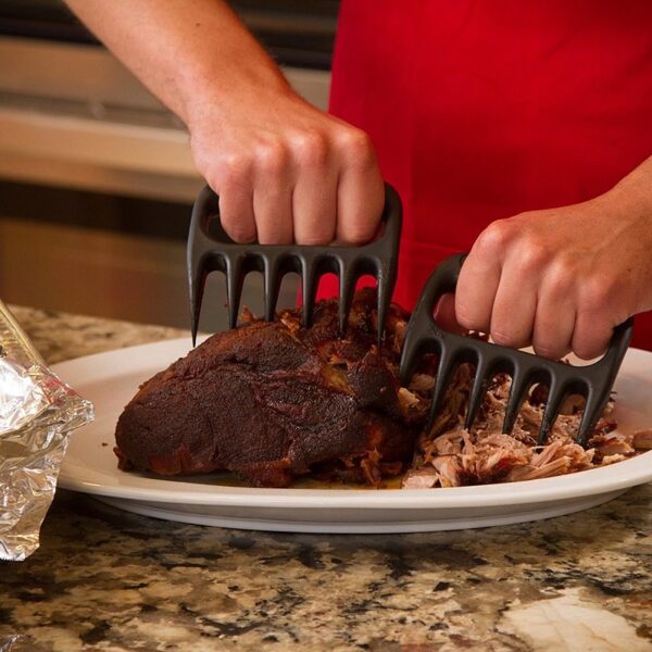 1 PC BBQ Bear Paws Claws Meat Handler Fork Tongs Pull Shred Pork BBQ Shredder P0 3