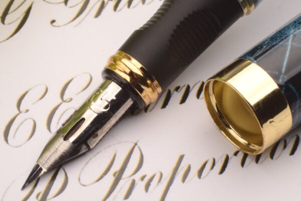 High quality G NIB metal Modified Caneta calligraphy Round Body Flower body English Fountain Pen Stationery 1