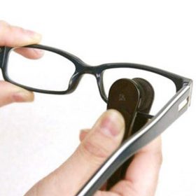 Microfiber Spectacles Cleaner - image 3