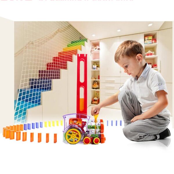 Hot Sale 60pcs Domino Blocks Train Kit Motoriséiert Setzt den Domino mat Loading Cartridge Spillsaachen 4 op