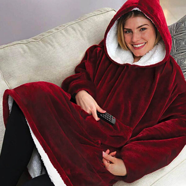 Winter Huggle Hoodie Blanket Hooded Robe Spa Bathrobe Sweatshirt Fleece Pullover Blanket Para sa Winter Warm Blanket