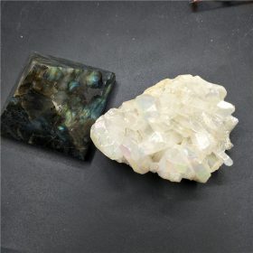 Labradorite Crystal Pyramid - image 2