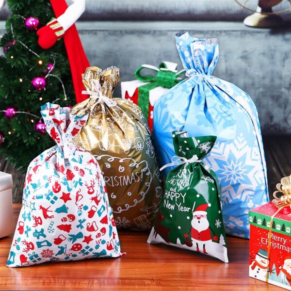 30PCS Mga Bag nga Regalo sa Pasko Nagkalainlain nga Estilo sa Pagputos sa Gasa sa Drawstring Mga Goody Bag sa Pasko alang sa Holiday 5