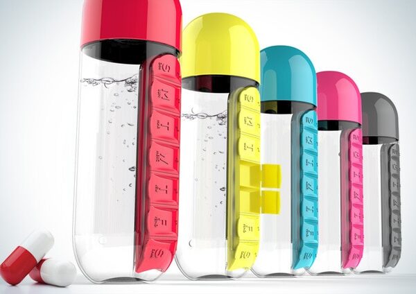 600ml Sports Plastic Water Bottle Combine Daily Pill Boxes Organizer Drinking Bottles Leak Proof Bottle Tumbler 1