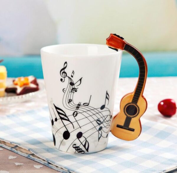 Creative Music Violin Style Guitar Ceramic Mug Coffee Tea Milk Stave Cups with Handle Coffee Mug 2