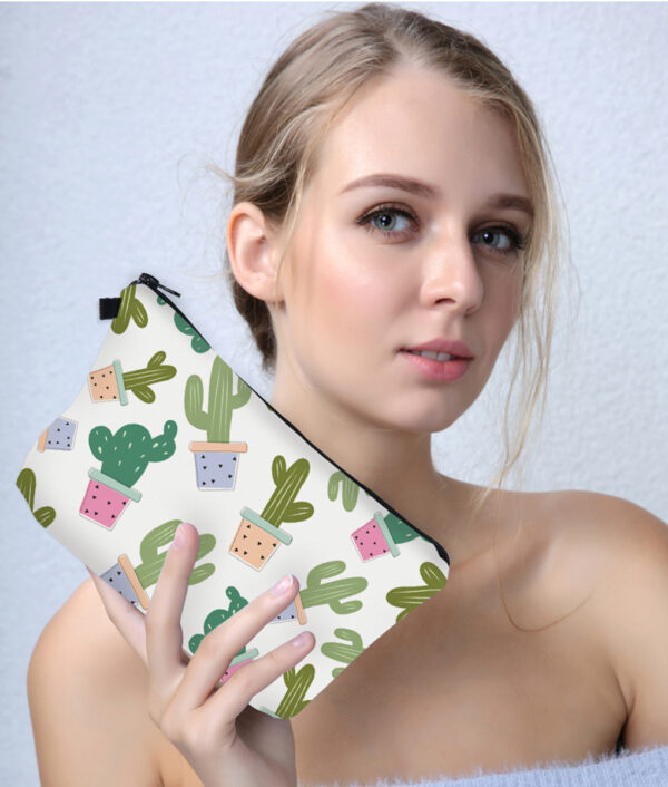Kaktusz kozmetikai táska