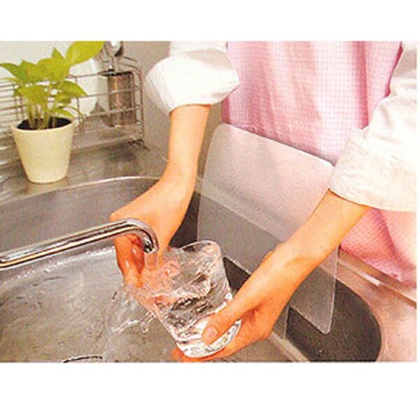1PC Kitchen Tool Japanese Style Water Splash Sucker Sink Flaps Kitchen Accessiors Sink Wash Basin PVC 1