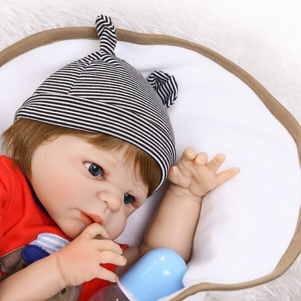 2017 New reborn baby dolls full vinyl doll lifelike newborn bebe lovely gift for children toys 5
