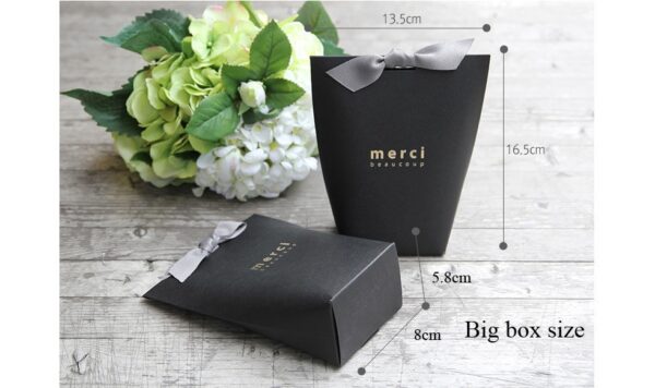 5pcs Upscale Black White Bronzing Merci Candy Bag French Thank You Wedding Favors Gift Box Package 1