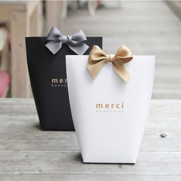 5pcs Upscale Black White Bronzing Merci Candy Bag French Thank You Wedding Favors Gift Box Package