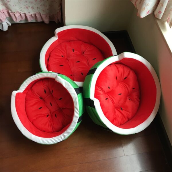 Cute Kennel House Warm Watermelon Modeling Dog Bed Mat Sofa Pet Cat Bed alang sa Mga Iro nga Prutas 3