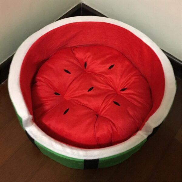 Cute Kennel House Warm Watermelon Modeling Dog Bed Mat Sofa Pet Cat Bed alang sa mga Iro