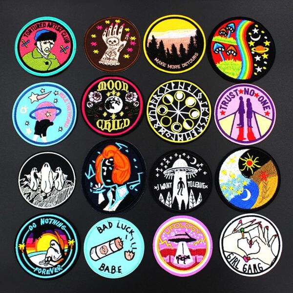 Fashion cool UFO Alien patches Embroidery iron on sewing for clothing Patches Round Badge stickers on