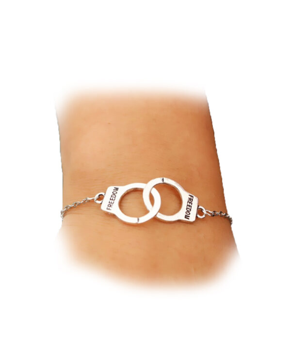N2039 Handcuff Pendant Necklace Alang sa Mga Babaye Mga Lalaki nga Steampunk Fashion Jewelry Lover s Collares KAGAWASAN Valentine s 1 1..jpg 640x640 1 1