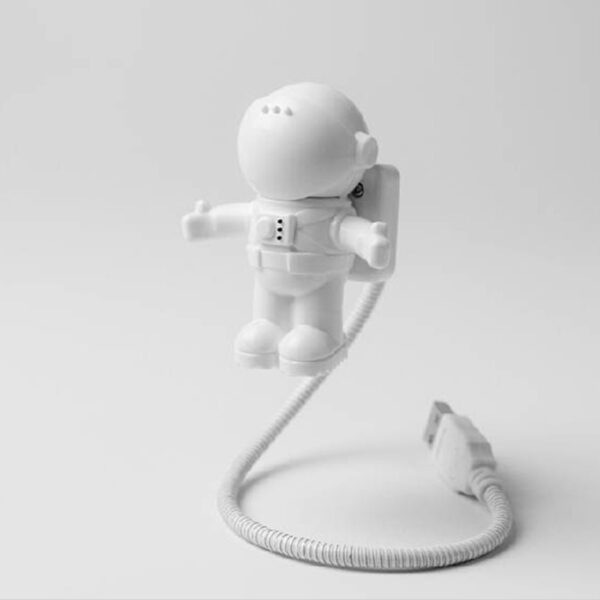 New Style Cool New Astronaut Spaceman USB LED Adjustable Night Light For Computer PC Lamp Desk 2