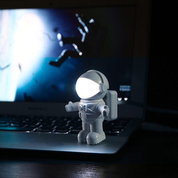 New Style Cool New Astronaut Spaceman USB LED Adjustable Night Light For Computer PC Lamp Desk