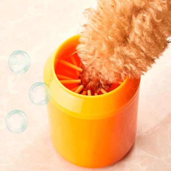 Dog Paw Cleaner Soft m Silicone Portable Pet Foot Washer Cup Paw goge goge da sauri Wanke 2