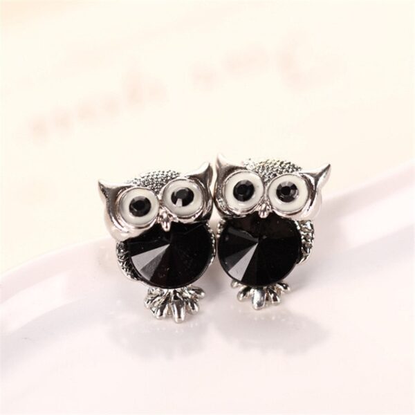 Fashion Cute Crystal Owl Girls Stud Earrings Para sa mga Babaye nga Vintage Gold Color Animal Statement Earrings