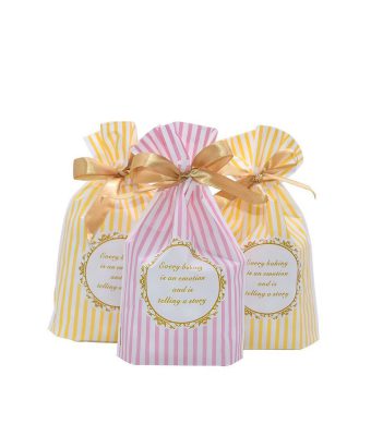 Wedding Favors Cute Bow Tie Stripe Cookie Candy Gift Bags for Candy Biscuits Snack Baking Package 3 e1548940644461