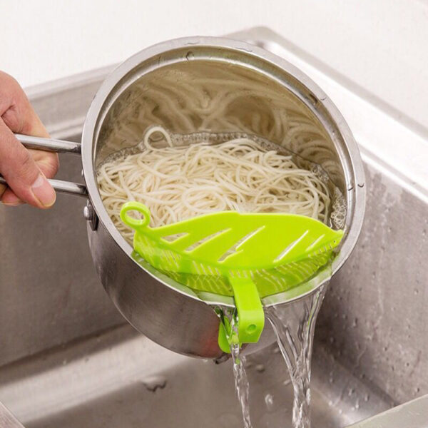Kitchen Fruit Vegetable Cleaning Tool Leaf Shaped Rice Wash Gadget Noodles Spaghetti Beans Colanders Strainers Kitchen 6