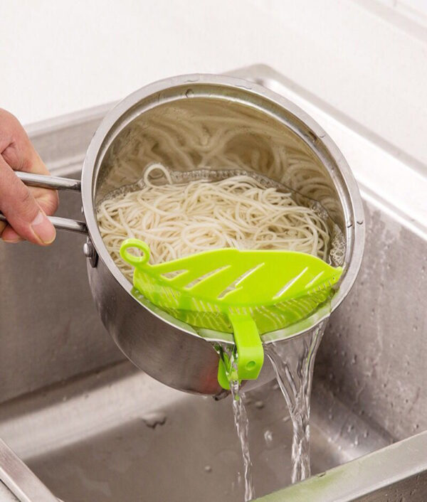 Kitchen Fruit Vegetable Cleaning Tool Leaf Shaped Rice Wash Gadget Noodles Spaghetti Beans Colanders Strainers Kitchen 6