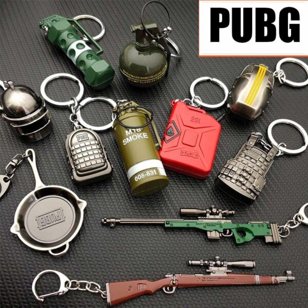 PLAYERUNKNOWN S BATTLEGROUNDS Cosplay Costume Keychain Helmet Backpack Pan Metal Model Chain Key PUBG