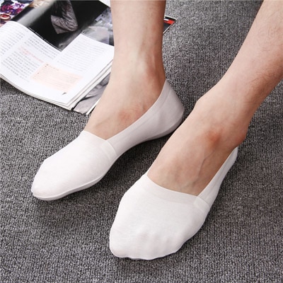 2019 високо квалитетни памучни машки чорапи од бамбус влакна невидливи плитки усти силиконски кратки чорапи што не се лизгаат 2.jpg 640х640 2