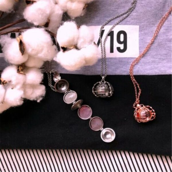 Expanding Photo Locket Necklace Pendant Choker Angel Wings Gift Jewelry Decoration Necklace Exquisite Ornaments Torque Pendant 2