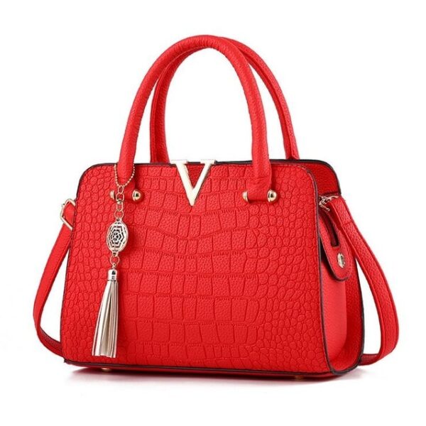 woman fashion Crocodile leather V letters Designer Handbags Luxury quality Lady Shoulder Crossbody Bags fringed Messenger 4.jpg 640x640 4