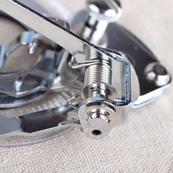 Household Flower Stitch Presser Foot For Domestic Sewing Machine maquina coser Flower Embroidery Foot DIY Sewing 3
