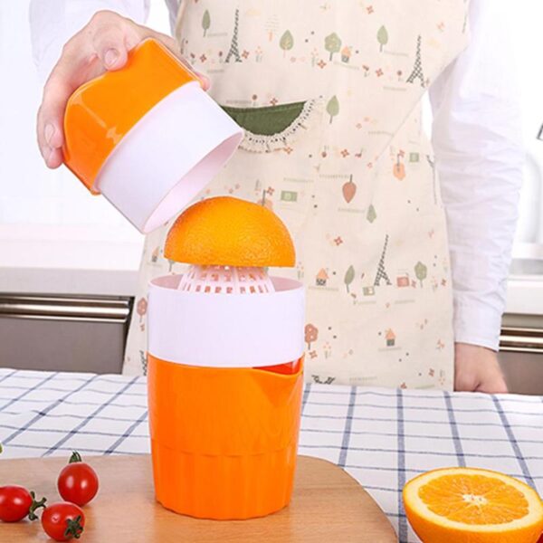 Portable Manual Citrus Juicer for Orange Lemon Fruit Squeezer 100 Original Juice Child Healthy Life Potable 1