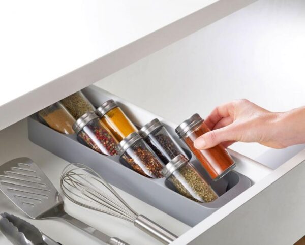 here is a new genius way to store your silverware