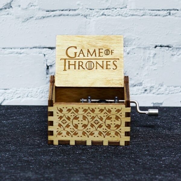 HOT Antique Carved Wooden Hand Crank Queen Music Box Game of thrones TO MY Goigeous Wife 2