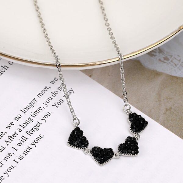 Necklace Heart shaped Crystal Necklace Chain Clavicle Sweater Chain Women Heart Rhinestone Can Open Pendant Jewelry 2