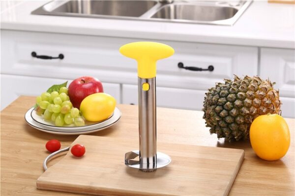 1Pc Stainless Steel Easy to use Pineapple Peeler Accessories Pineapple Slicers Fruit Knife Cutter Corer