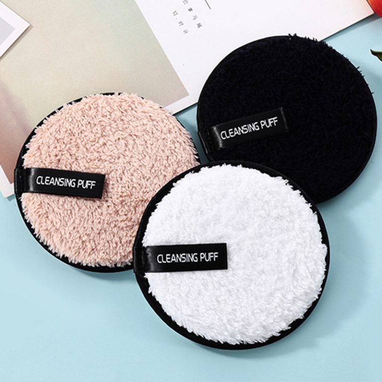 Clean Sponge Makeup Remover Pads Not sold in stores