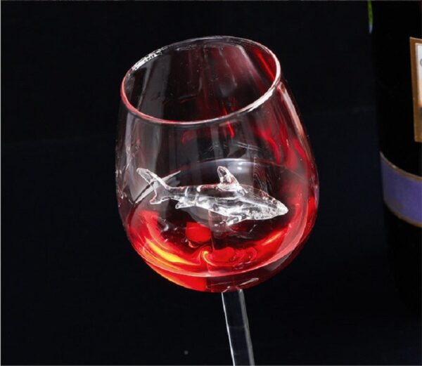 Built in Shark Wine Glass New Design Goblet Whiskey Glass Dinner Decorate Handmade Crystal For Party 2