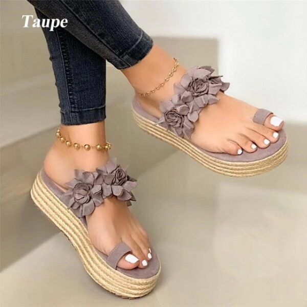 2020 Hot Sales Woman Sandals Platform Flower Slippers Casual Beach Flip Flops Sandals Women Summer Sexy 2.jpg 640x640 2