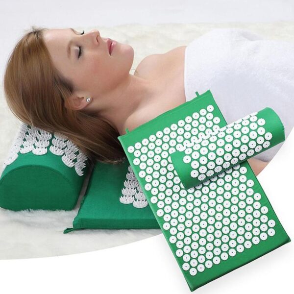 Massager Acupuncture Massage Yoga Mat Acupressure Faoiseamh Strus Ar ais Péine Coirp Spike Mat Massage Yoga Mat 2