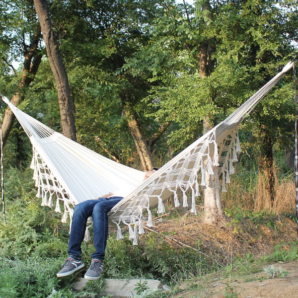 Duyan Boho Dakong Brazilian Macrame Fringe 2 Tawo Doble nga Deluxe Hammock Swing Net Chair sa sulud nga nagbitay 4