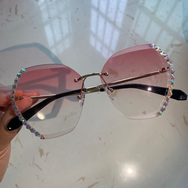 Vintage Fashion Oversized Rimless Sunglasses Mga Babaye nga Bantog nga Luxury Brand Design Sexy Diamond Square Sun Glasses Alang sa 3