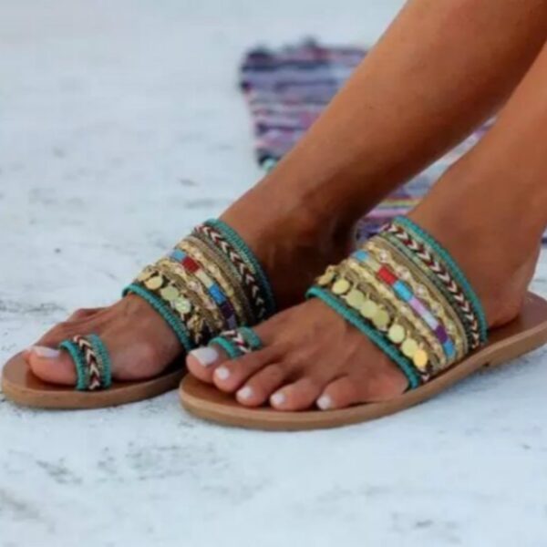 2019 خواتین کی گرمیوں میں باہر کی سلائیڈز موزے پلٹائیں فلاپ گرمیوں کے جوتے عورت سجیلا کلپ پیر گلیڈی ایٹر جوتے 1