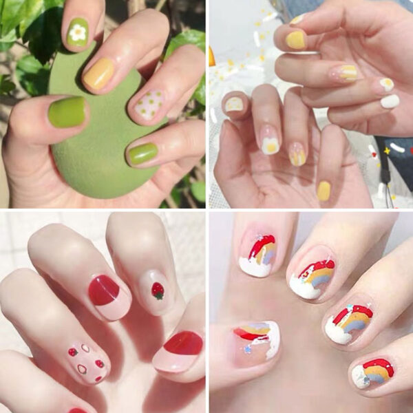 24 Pcs Set Pola Kartun Kuku Palsu Pendek Strawberry Telur Rebus Musim Panas Kuku Palsu Gadis Nail Art 5