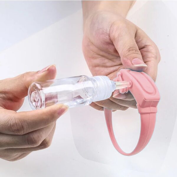 4PC Wristband Hand Dispenser Hand Sanitizer famoahana Silica gel azo ampiasaina Dispenser Pumps Disinfecta Wristband Hand Band 1