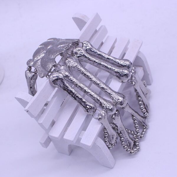 Nightclub Gothic Punk Skull Finger Bracelets for Women Skeleton Bone Hand Bracelets Bangles 2020 Christmas Halloween 4