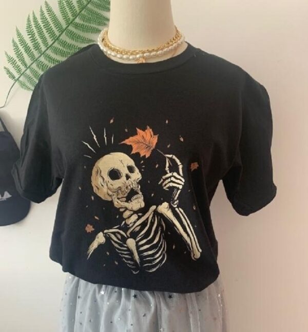 HAHAYULE JBH Ženska majica Skeleton Leaves in Surprise Smiješna grafika Tee Punk Dark Gothic