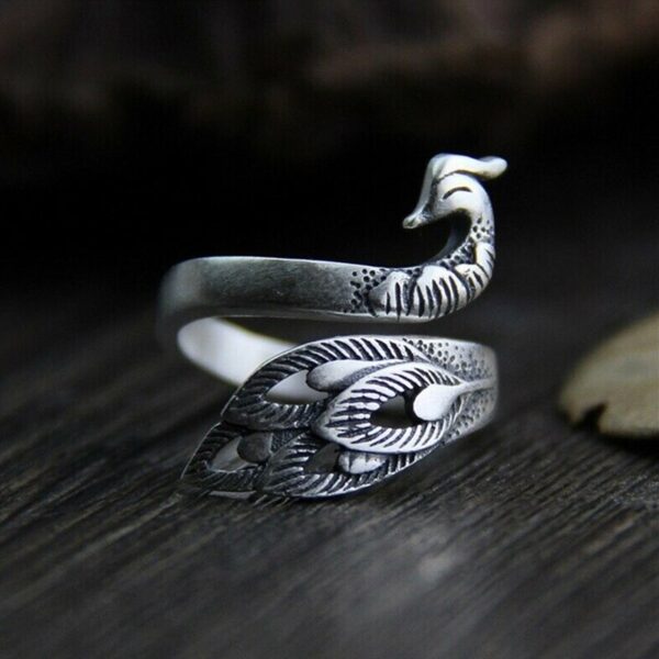 Adjustable Knitting Loop Crochet Loop Knitting Accessories Peacock Shape Ring Finger Decoration KSI999 1